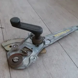 TOYOTA COROLLA AE/EE 92.05-97.04 Bal hátsó ablakemelő szerkezet mechanikus kombi bontott alkatrész Utolsó esély