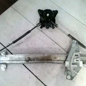 Kedvezmény TOYOTA COROLLA AE/EE 92.05-97.04 Jobb első ablakemelő szerkezet mechanikus bontott alkatrész