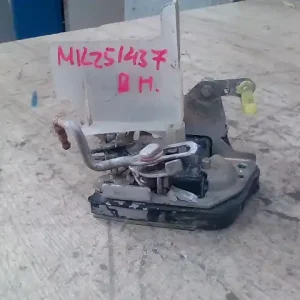 TOYOTA COROLLA AE/EE 92.05-97.04 Bal hátsó ajtó zárszerkezet mechanikus bontott alkatrész Rendeld meg most