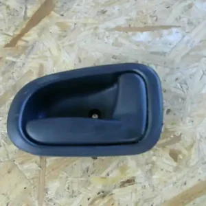 Expressz kézbesítés TOYOTA COROLLA AE/EE 92.05-97.04 Jobb hátsó belső kilincs bontott alkatrész