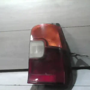 Ingyenes szállítás TOYOTA COROLLA AE/EE 92.05-97.04 Jobb hátsó lámpa kombi bontott alkatrész
