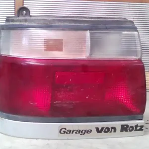 TOYOTA COROLLA AE/EE 92.05-97.04 Jobb hátsó lámpa ferdehátú kivitel 5 ajtós bontott alkatrész Ajánlat