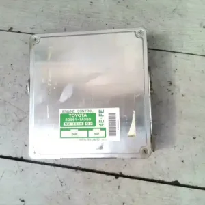 TOYOTA COROLLA AE/EE 92.05-97.04 Motorvezérlő egység ecu pcm modul 1.3i bontott alkatrész Végkiárusítás