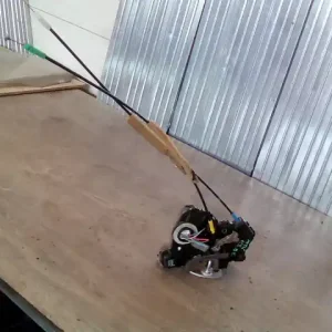 TOYOTA COROLLA E120 04.06-07.01 Bal első ajtó zárszerkezet központi záras kombi bontott alkatrész Akciós ár