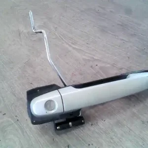 Expressz szállítás TOYOTA COROLLA E120 04.06-07.01 Bal első külső kilincs kombi bontott alkatrész