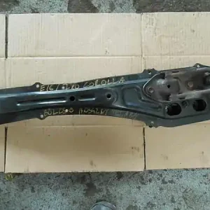 Gyors kiszállítás TOYOTA COROLLA E120 04.06-07.01 Első bölcső futóműtartó segédkeret bontott alkatrész