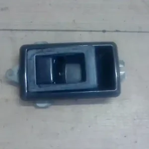 TOYOTA COROLLA E80 83-87 Jobb első belső kilincs 3 ajtós bontott alkatrész Ingyenes szállítás