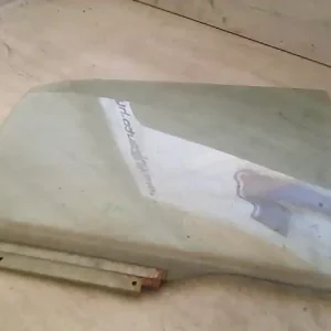 Expressz szállítás TOYOTA COROLLA E90 87-92 Jobb hátsó ajtóüveg bontott alkatrész