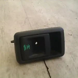 Legjobb ár TOYOTA COROLLA E90 87-92 Bal hátsó belső kilincs bontott alkatrész