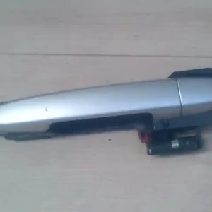 Különleges ajánlat TOYOTA Corolla Verso 02.01.01-04.05.31 Jobb első külső kilincsbontott alkatrész