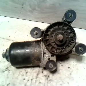 TOYOTA HIACE 95- Ablaktörlő motor első bontott alkatrész Vedd meg online