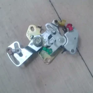 Bestseller TOYOTA HIACE 95- Jobb tolóajtó zárszerkezet zárfordító mechanika bontott alkatrész