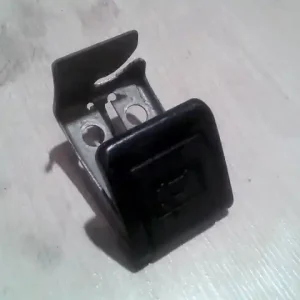 Újdonság TOYOTA HIACE 95- Motorháztető nyitó kar bontott alkatrész