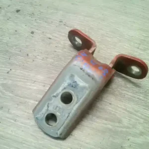 TOYOTA IQ 2009.01.01- Bal első felső ajtózsanér bontott alkatrész Kiárusítás