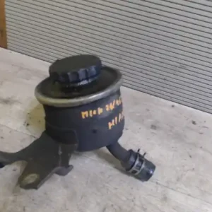 Akciós ár TOYOTA HIACE 95- Szervóolaj tartály 2.5 diesel, 65kw bontott alkatrész