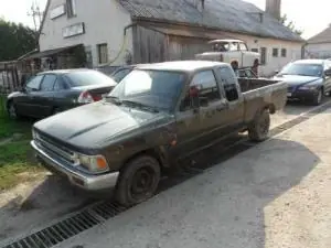 Újdonság TOYOTA HILUX Bal első belső kilincs bontott alkatrész