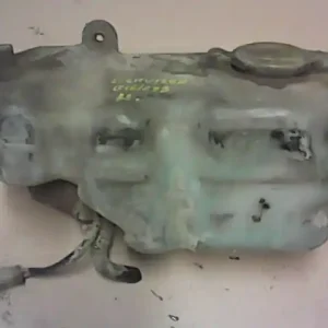 Azonnal elérhető TOYOTA LAND CRUISER 84-87 J7 Ablakmosó tartályhátsó bontott alkatrész