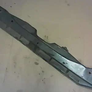 TOYOTA LAND CRUISER 84-87 J7 Homlokfal zárhíd bontott alkatrész Kedvezményes ár