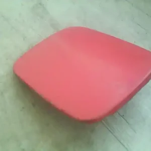 TOYOTA STARLET Tankajtó piros bontott alkatrész Különleges ajánlat