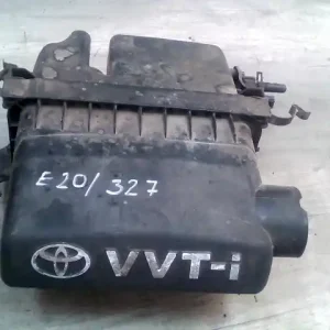 Azonnal elérhető TOYOTA YARIS 06.01.01-08.12.31 Légszűrőház 1.3i bontott alkatrész