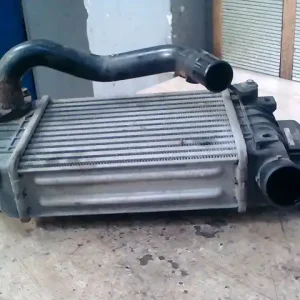 Kedvezmény TOYOTA YARIS 2009.01.01-2011.10.15 Intercooler hűtő 1,4d bontott alkatrész