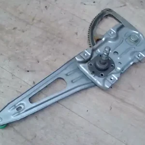 TOYOTA YARIS 2009.01.01-2011.10.15 Jobb hátsó ablakemelő szerkezet mechanikus bontott alkatrész Ne maradj le