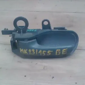 Korlátozott ajánlat TOYOTA YARIS 99.04-05.09 Bal első belső kilincs 5 ajtós bontott alkatrész