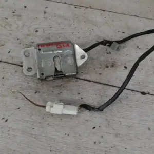 Expressz szállítás TOYOTA YARIS 99.04-05.09 Csomagtér ajtó zárszerkezet bontott alkatrész