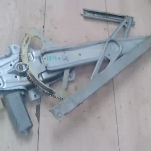 TOYOTA YARIS 99.04-05.09 Jobb első ablakemelő szerkezet elektromos 5 ajtós bontott alkatrész Legnépszerűbb