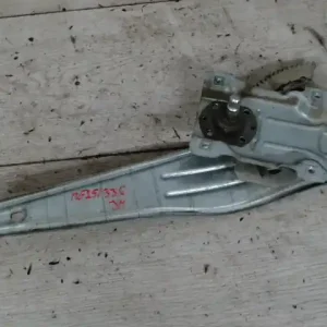 TOYOTA YARIS 99.04-05.09 Jobb hátsó ablakemelő szerkezet mechanikus bontott alkatrész Kedvezmény