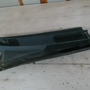 TOYOTA YARIS 99.04-05.09 Jobb levélrács bontott alkatrész Outlet