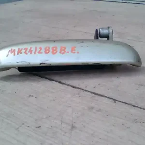 Árengedmény TOYOTA YARIS VERSO 00-05 Bal első külső kilincs bontott alkatrész