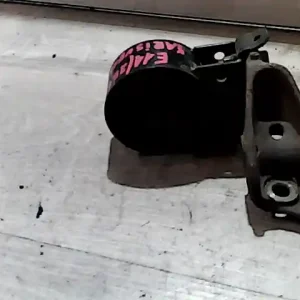 TOYOTA YARIS VERSO Sebességváltó tartó bak bontott alkatrész Legkelendőbb