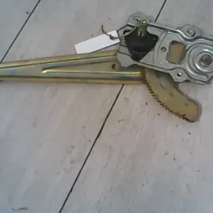 TOYOTA YARIS VERSO 00-05 Bal hátsó ablakemelő szerkezet mechanikus bontott alkatrész Ajánlat