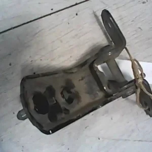 TOYOTA YARIS VERSO 00-05 Bal hátsó alsó ajtózsanér bontott alkatrész Árcsökkenés