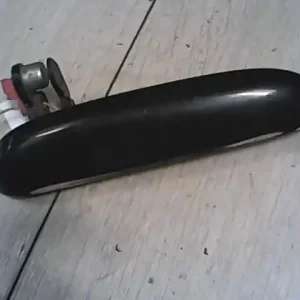 Különleges ajánlat TOYOTA YARIS VERSO 00-05 Jobb első külső kilincsbontott alkatrész