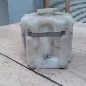 TRABANT 1,1 Ablakmosó tartály 1.1 bontott alkatrész Biztonságos vásárlás