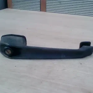 TRABANT 1,1 Bal első külső kilincs dugózárral, kulcs nélkül bontott alkatrész Alacsony ár