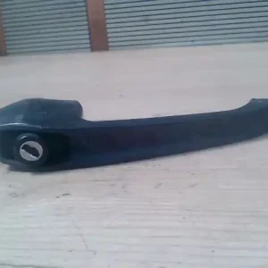 Kihagyhatatlan ajánlat TRABANT 1,1 Bal első külső kilincs dugózárral, kulcs nélkül bontott alkatrész