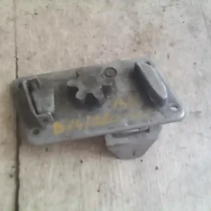 Ne maradj le TRABANT 1,1 Bal első ajtó zárszerkezet mechanikus bontott alkatrész