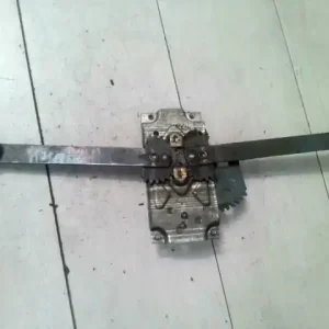 Árcsökkenés TRABANT 1,1 Jobb első ablakemelő szerkezet mechanikus kombi bontott alkatrész