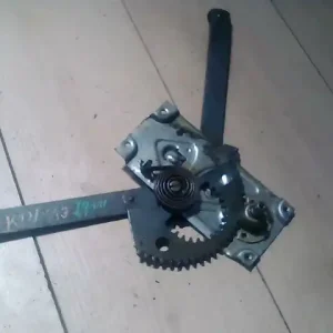 TRABANT 1,1 Jobb első ablakemelő szerkezet mechanikus 3 ajtós bontott alkatrész Kedvezményes ár