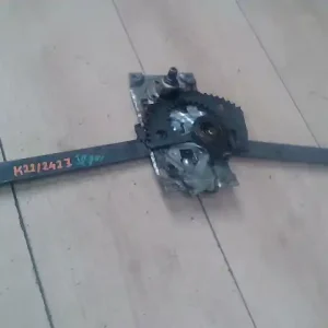 TRABANT 1,1 Jobb első ablakemelő szerkezet mechanikus 3 ajtós bontott alkatrész Árengedmény