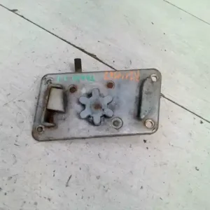 TRABANT 1,1 Jobb első ajtó zárszerkezet mechanikus bontott alkatrész Expressz kézbesítés