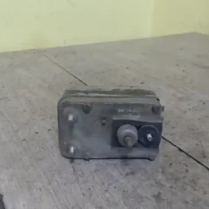 Azonnali szállítás TRABANT 601 Ablaktörlő motor első bontott alkatrész