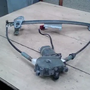 Újdonság VOLVO 460 Jobb első ablakemelő szerkezet elektromos bontott alkatrész