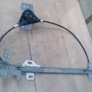 VOLVO 460 Bal hátsó ablakemelő szerkezet mechanikus 4 ajtós bontott alkatrész Korlátozott ajánlat