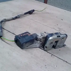 Biztonságos fizetés VOLVO 460 Bal hátsó ajtó zárszerkezet központi záras bontott alkatrész