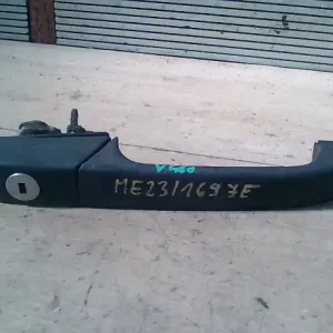 Szuper akció VOLVO 460 Jobb első külső kilincsdugózárral, kulcs nélkül bontott alkatrész