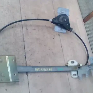 Szuper akció VOLVO 460 Jobb hátsó ablakemelő szerkezet mechanikus 4 ajtós bontott alkatrész